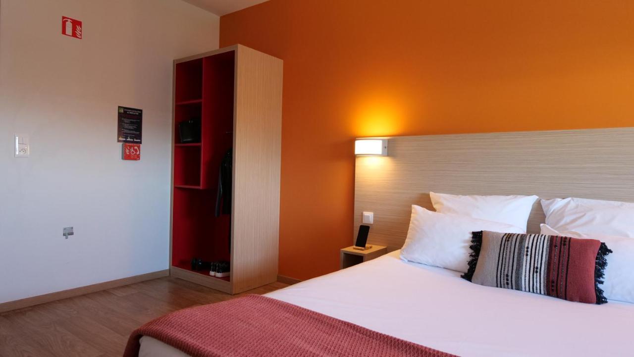 Oneloft Hotel Obernai Exterior photo