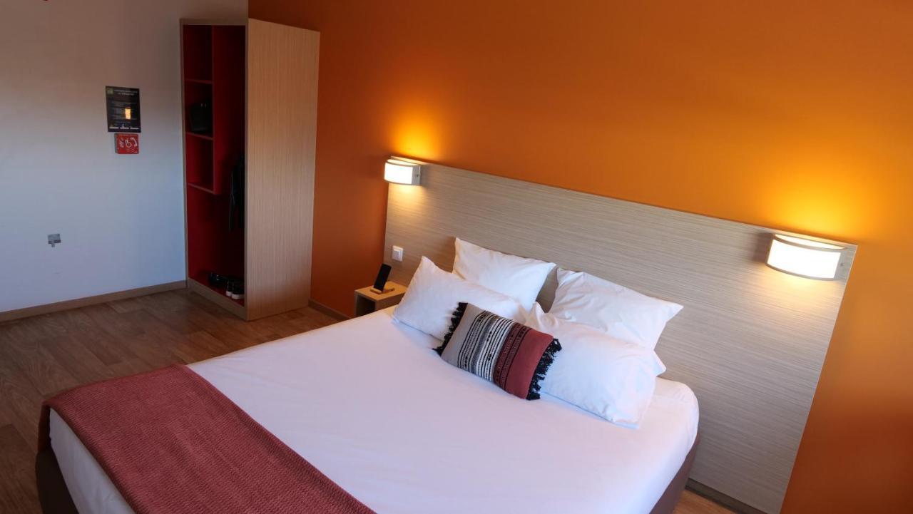 Oneloft Hotel Obernai Exterior photo